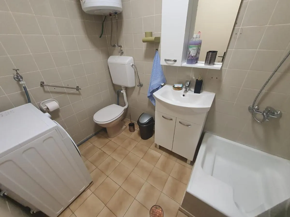 Experience Split Apt Apartment